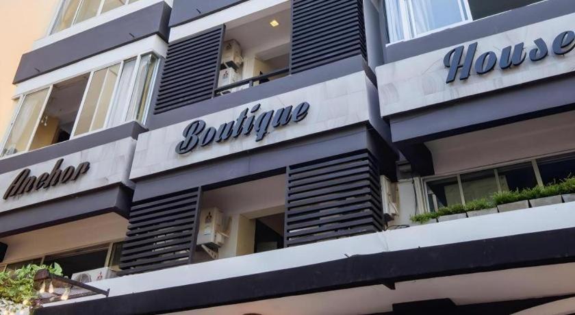 Anchor Boutique House Hotel Patong Bagian luar foto